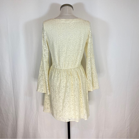 American Eagle Outfitters cream lace with long bell sleeve dress, size small - Picture 2 of 14